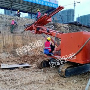 生產(chǎn)多功能液壓錨固鉆機，山體護坡鉆孔機